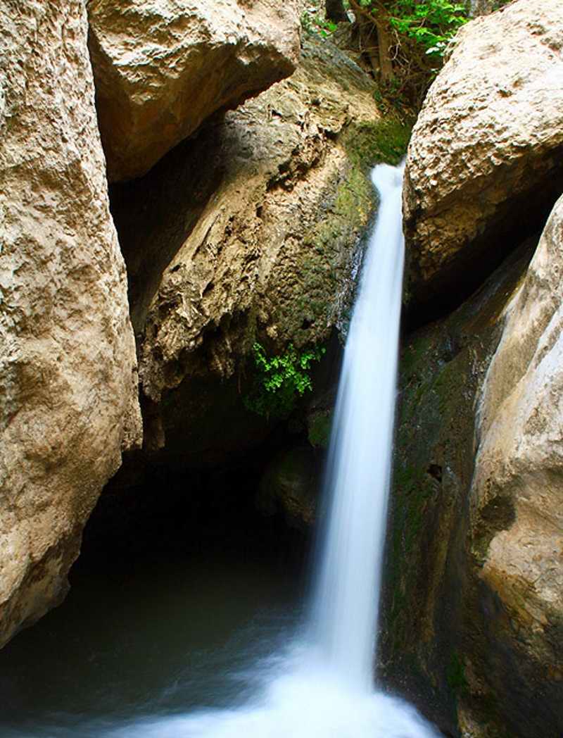 آبشار شیرز آبشار شیرز آبشار شیرز