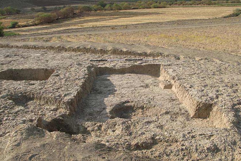 تپه باستانی گنج دره