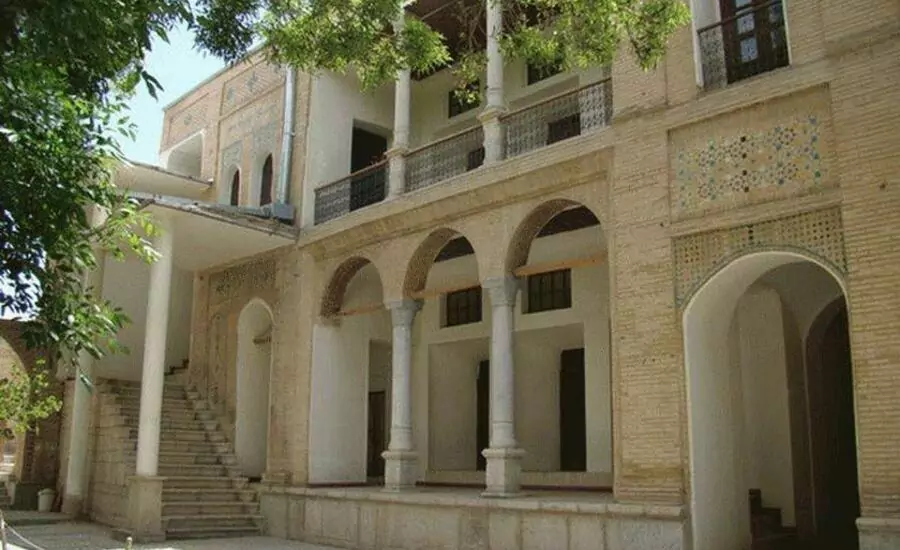 قلعه دزک شهرکرد