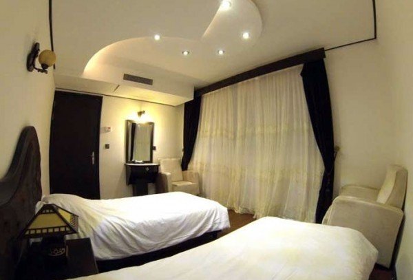 هتل بزرگ کادوس رشت