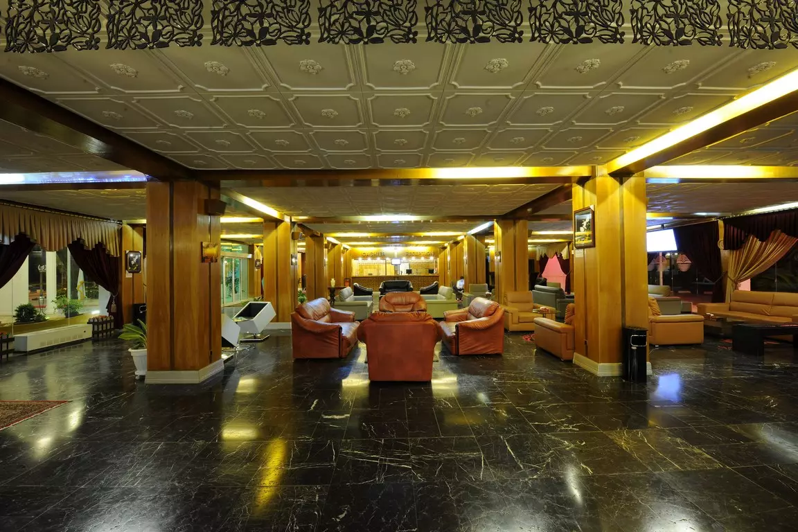 هتل سفیدکنار بندرانزلی