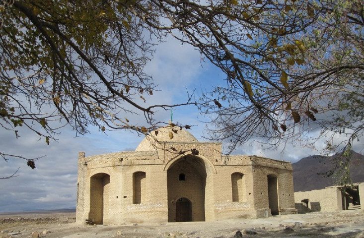 آرامگاه شاهزاده زید توی آرامگاه شاهزاده زید توی