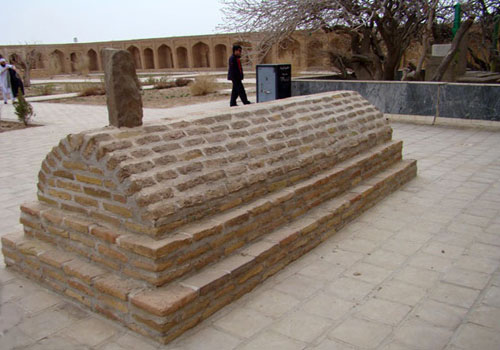 آرامگاه مولانا زین الدین ابوبکر