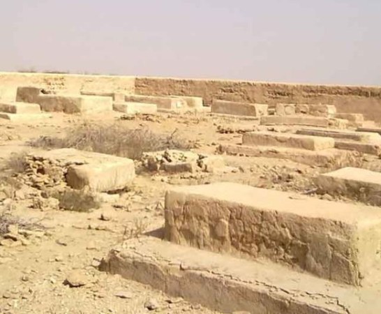 قبرستان انگلیسیهای قشم