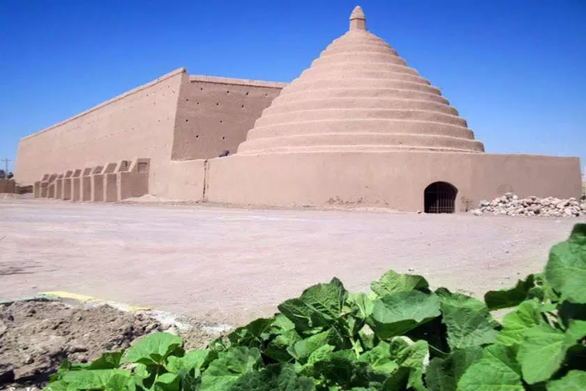 یخدان عباس آباد حاجی یخدان عباس آباد حاجی
