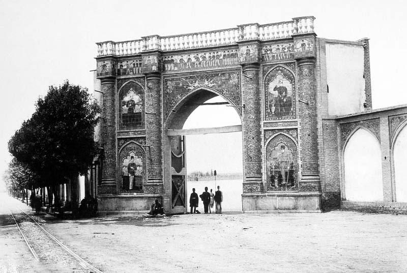 سردر باغ ملی تهران