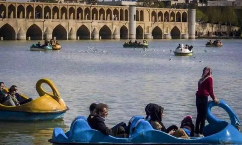سی و سه پل سی و سه پل