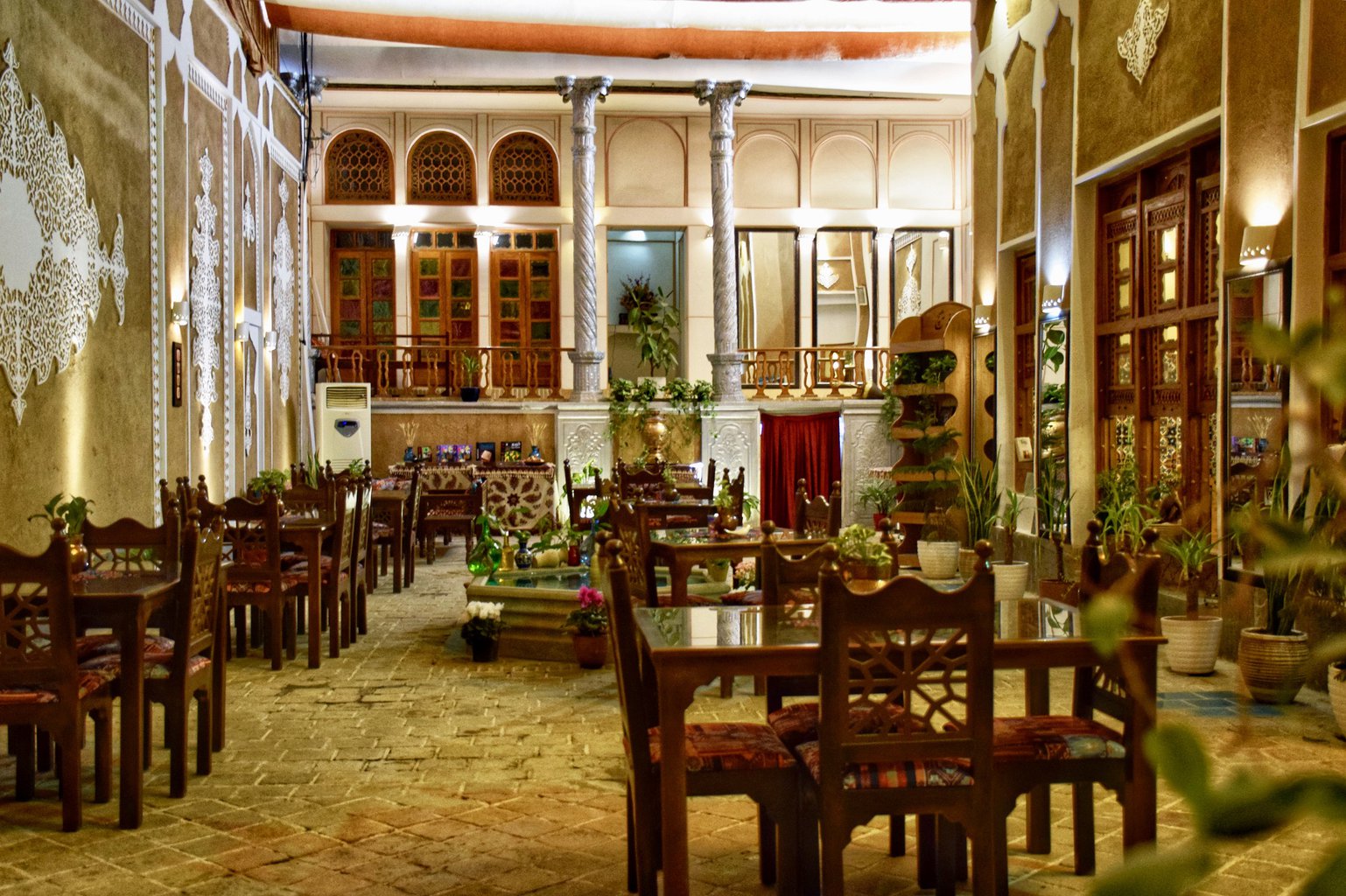 هتل سنتی اصفهان