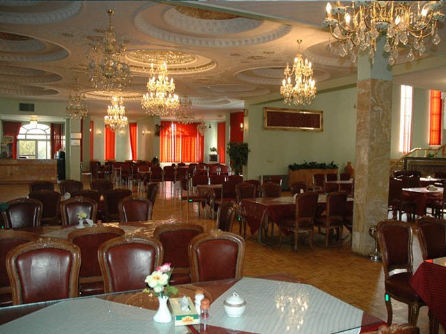 هتل سنگسر مهدیشهر