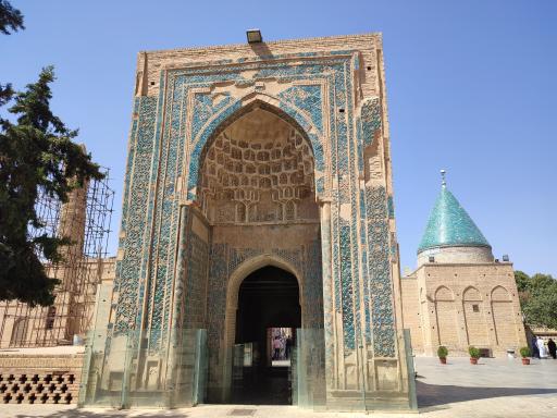 ایوان و دالان الجایتو