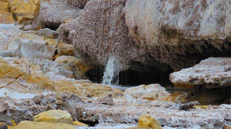 گنبد نمکی جاشک گنبد نمکی جاشک