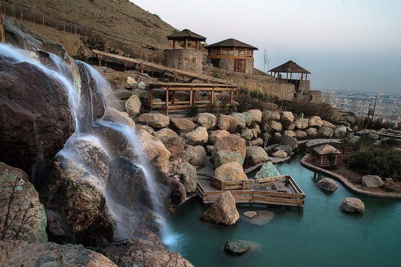 آبشار تهران