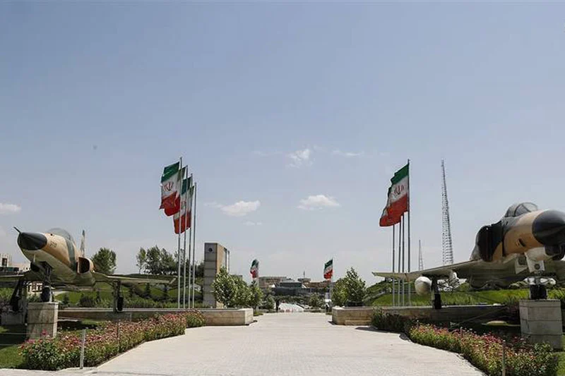 باغ موزه دفاع مقدس تهران