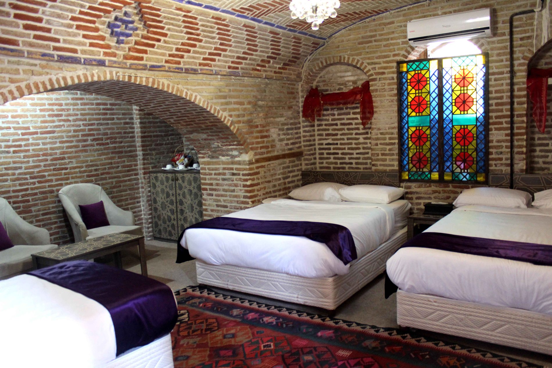 هتل خانه سنتی بهروزی قزوین