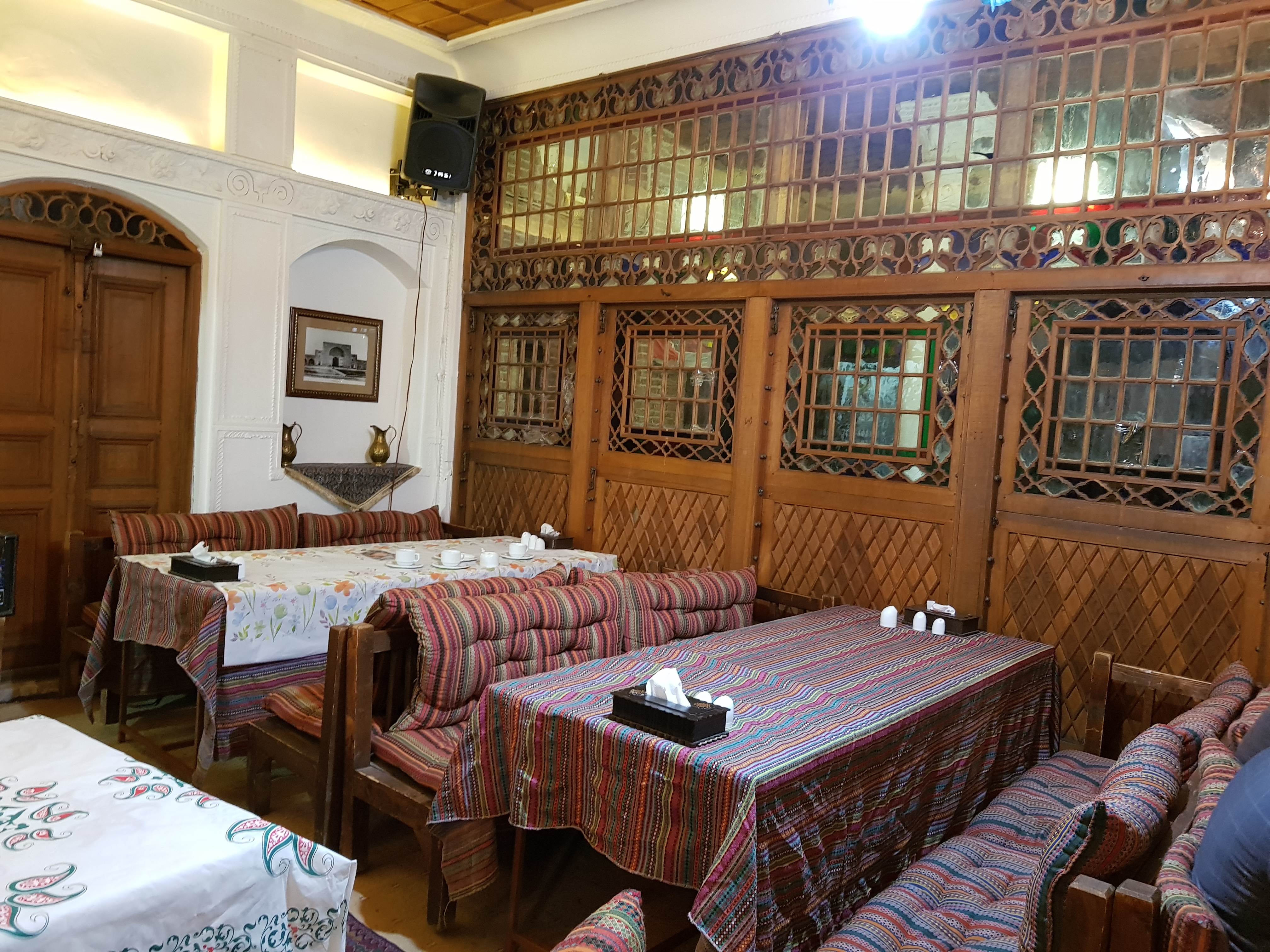 هتل خانه سنتی بهروزی قزوین