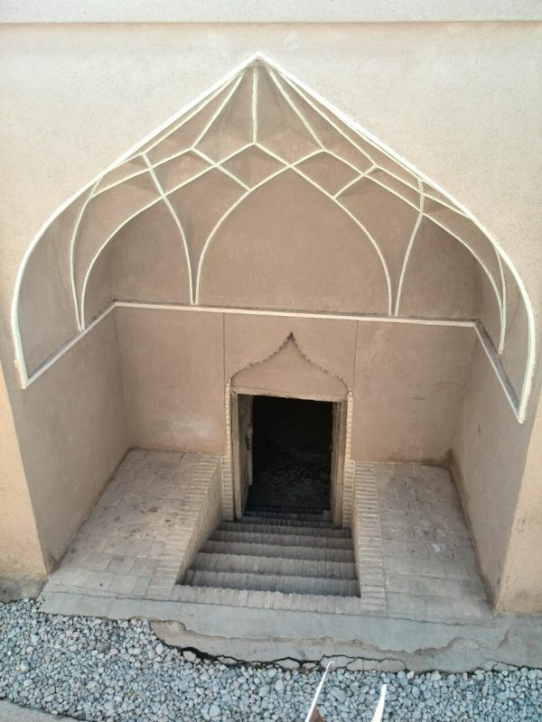 خانه و دربند دکتر محمد حسین قوه ندوشن 2084 خانه و دربند دکتر محمد حسین قوه ندوشن
