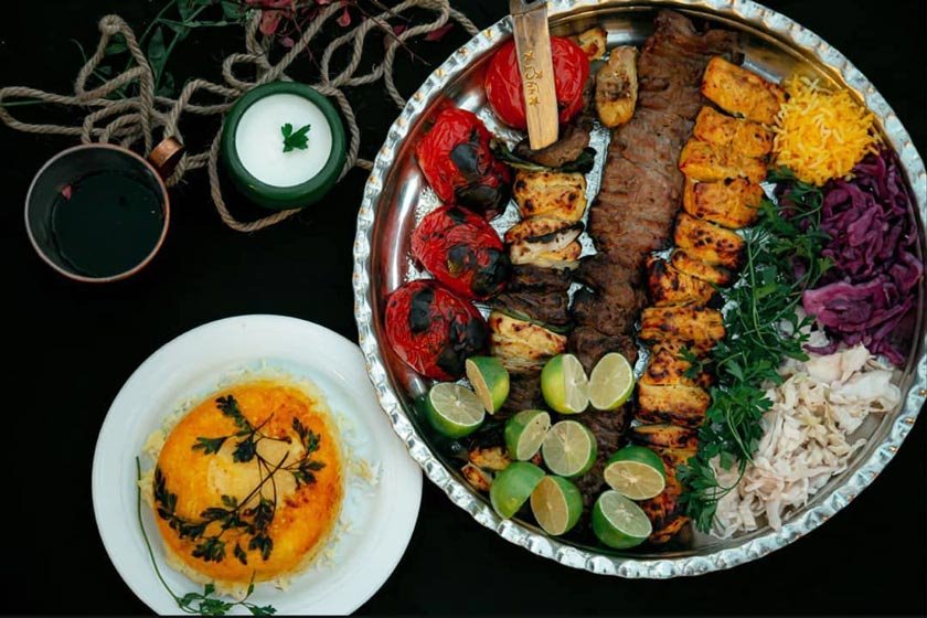 کافه رستوران ایوان برج میلاد