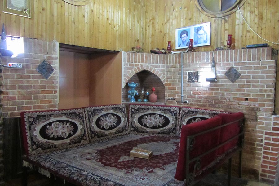 رستوران باغ گیلاس