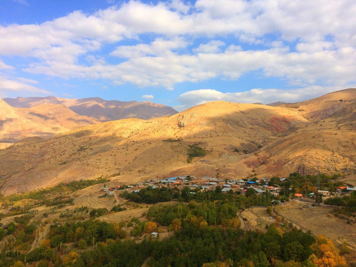 روستای یوج