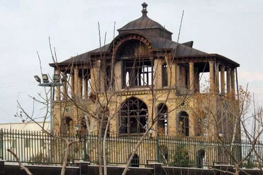 عمارت کلاه فرنگی عشرت آباد