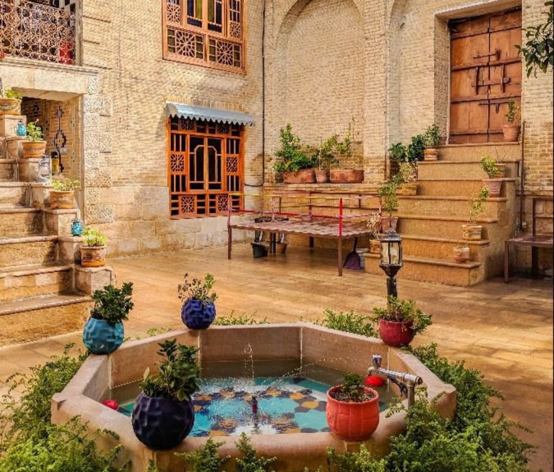 اقامتگاه بومگردی سی راه شیراز