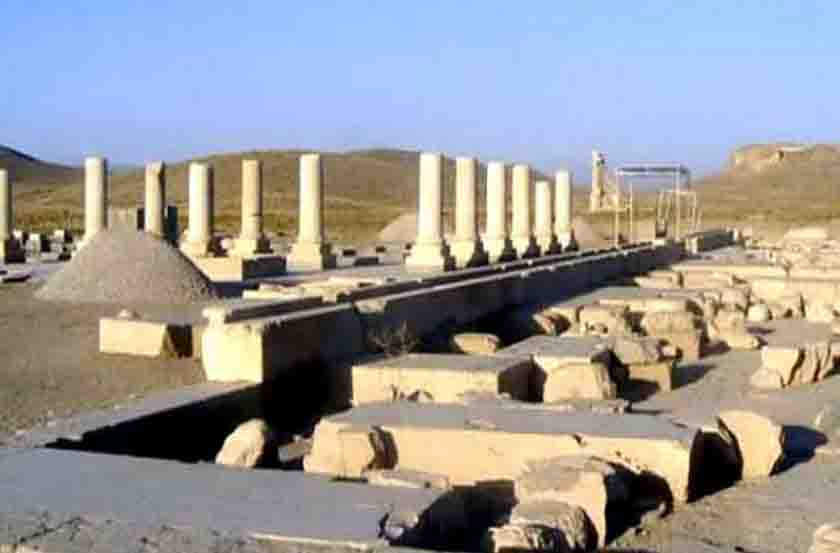 کاخ کوروش دشتستان