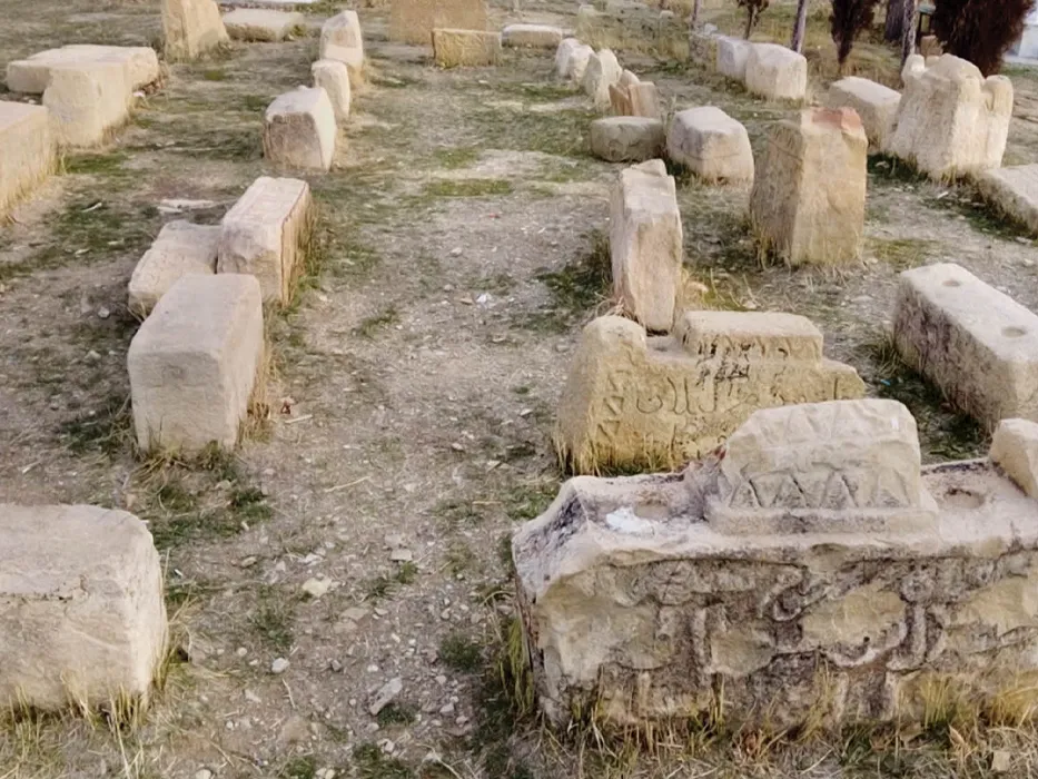 گورستان چنار ایلام گورستان چنار ایلام