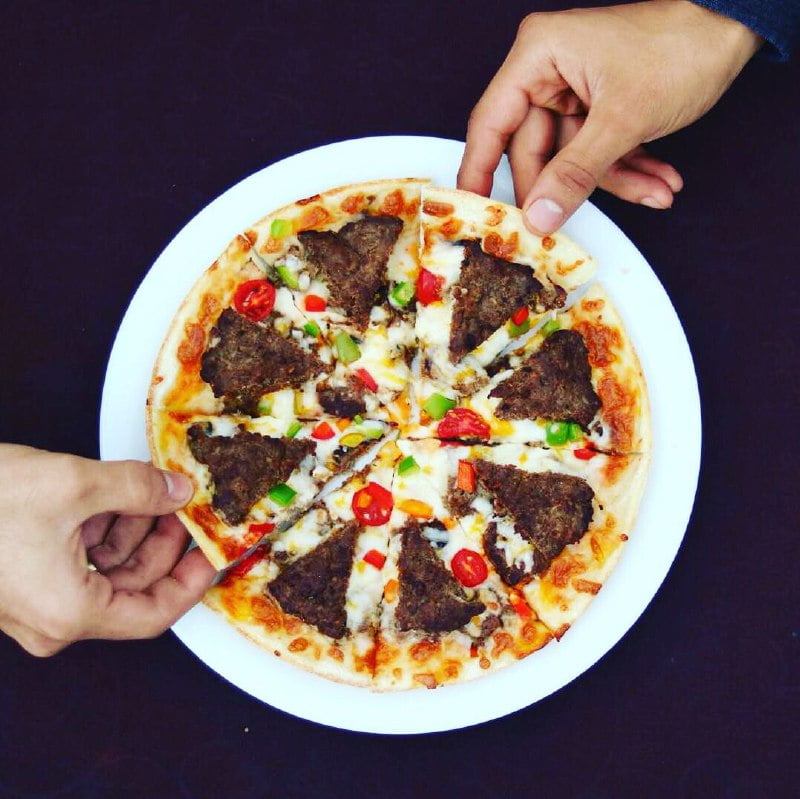  کافه رستوران روشن بهار
