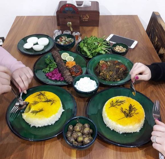 رستوران محلی گیجاواش