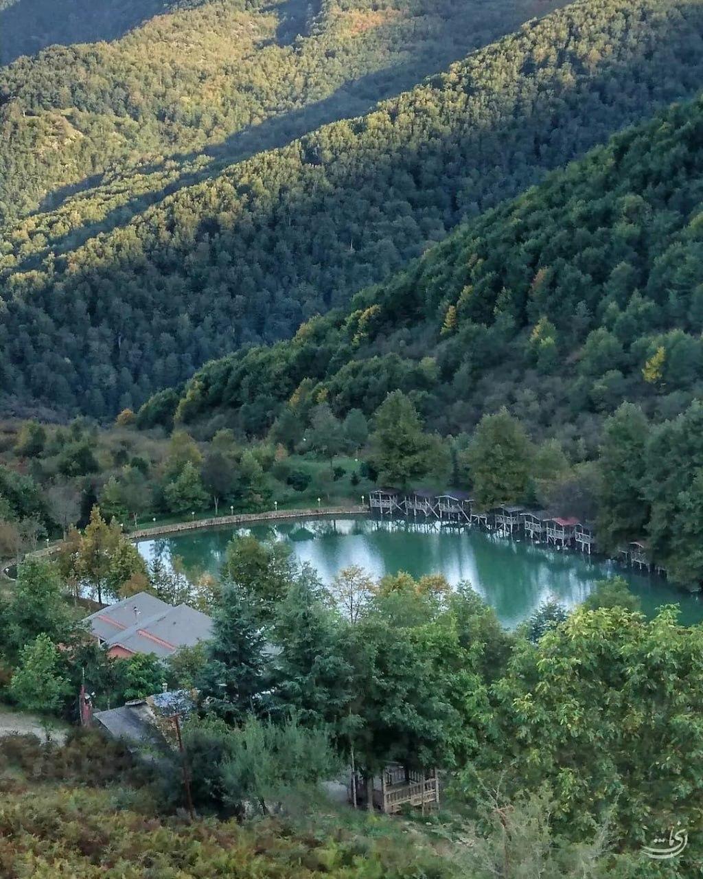 دریاچه قو جواهرده