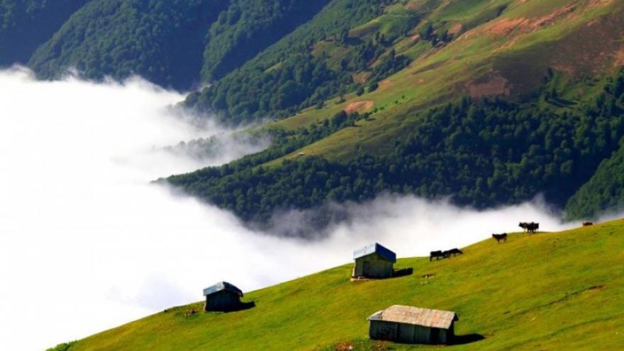 فیلبند، سفر به سرزمین ابرها در تابستان فیلبند، سفر به سرزمین ابرها در تابستان