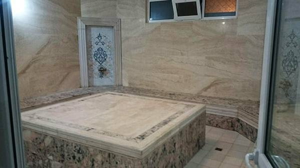 استخر لوتوس  استخر لوتوس