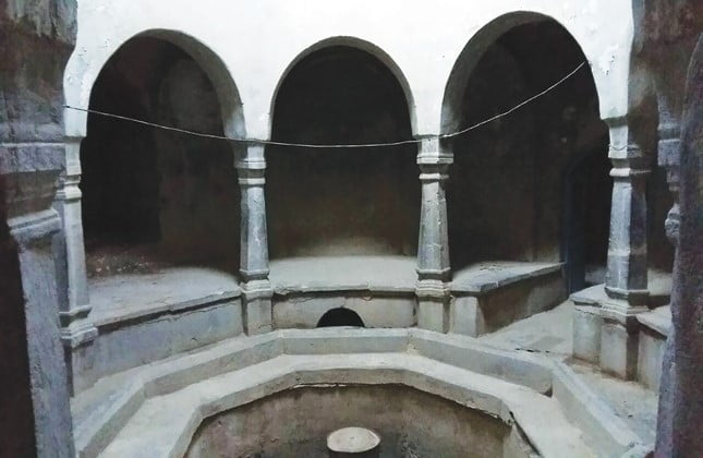 حمام لکان حمام لکان حمام لکان