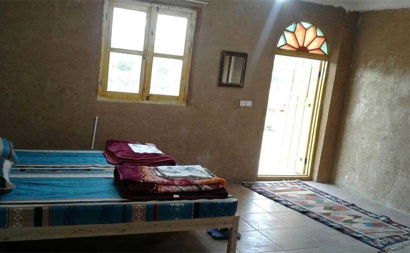اقامتگاه بومگردی آتر