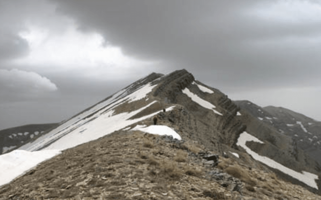 قله لوارک تهران