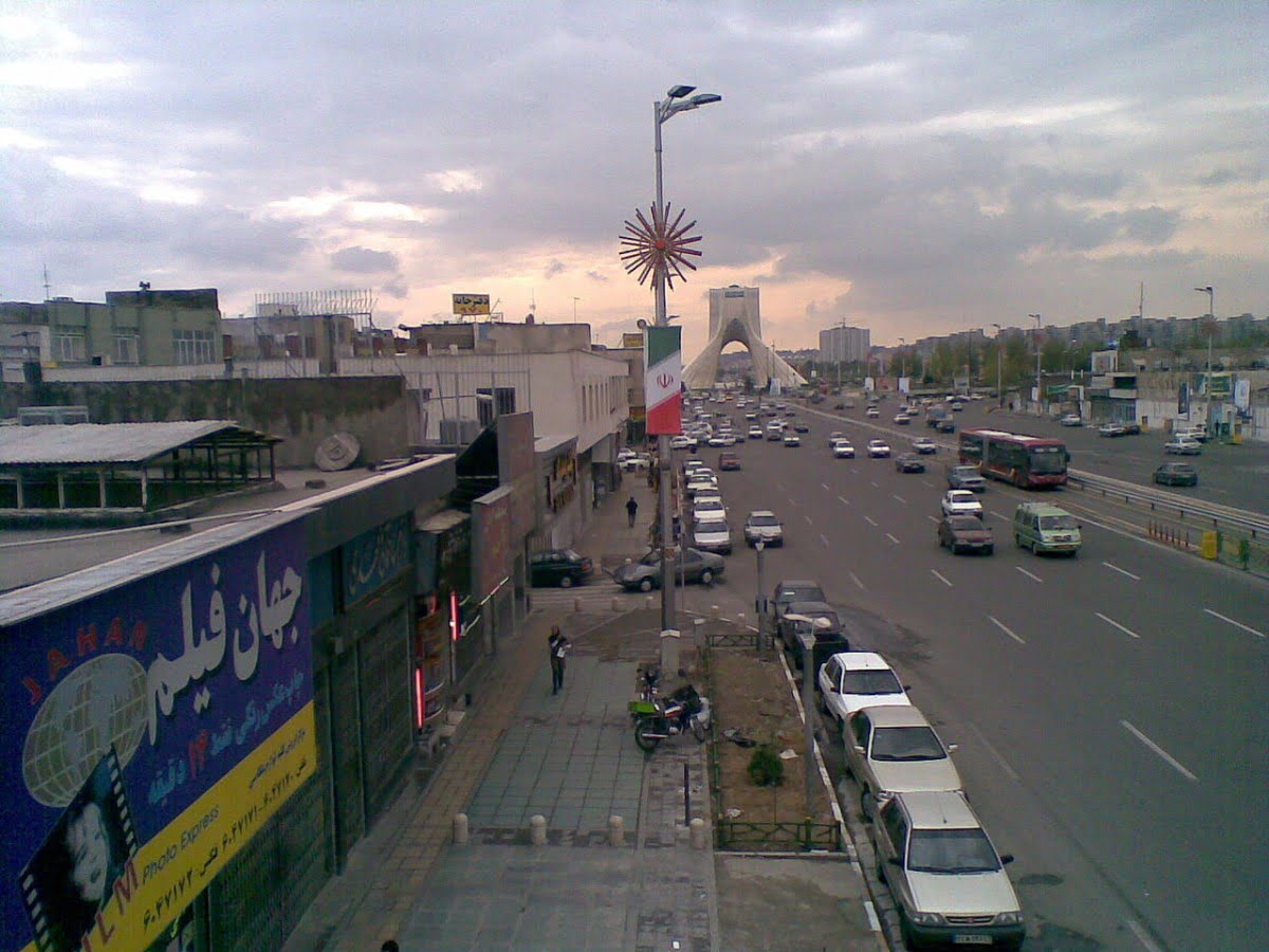 خیابان آزادی تهران  خیابان آزادی تهران