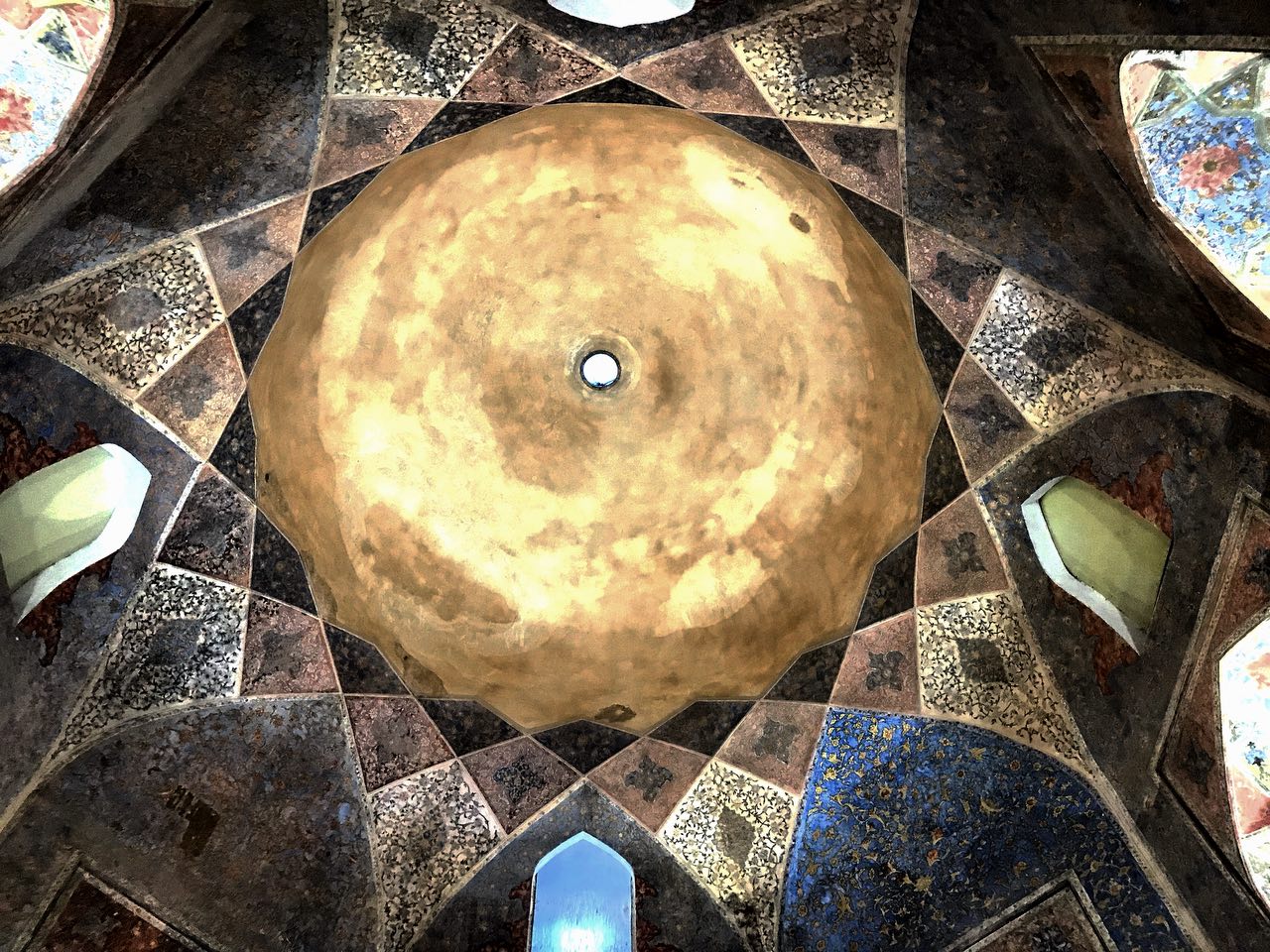 عمارت خورشید