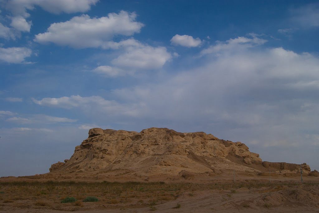 قلعه سنگی سیرجان قلعه سنگی سیرجان قلعه سنگی سیرجان
