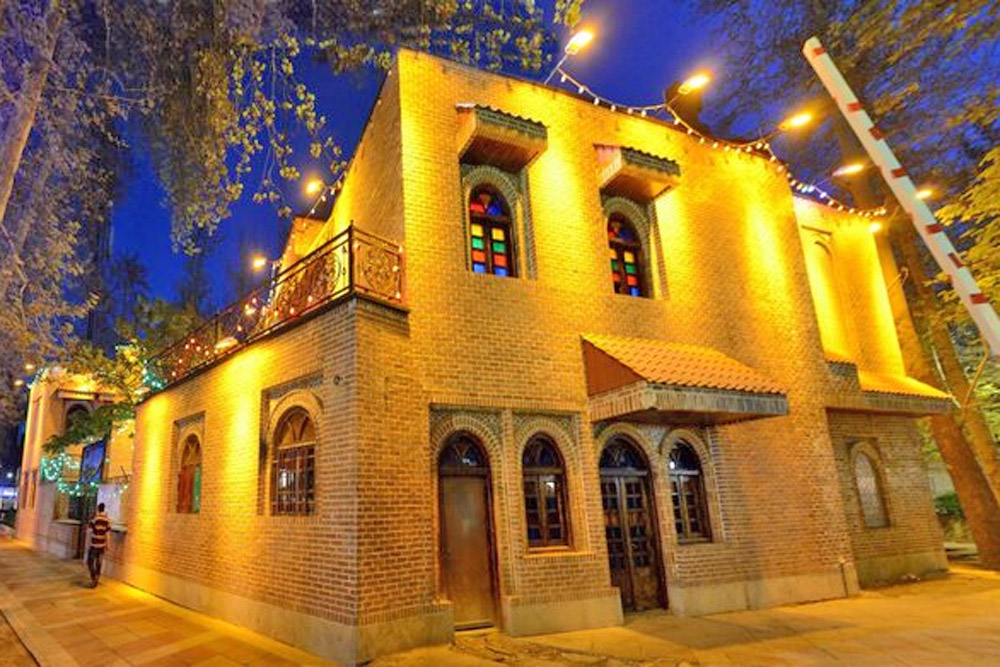 خانه موزه دکتر حسن حبیبی تهران