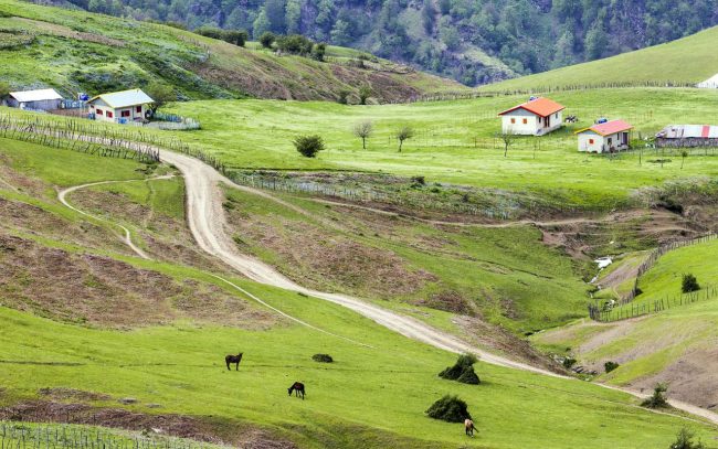 دشت سوباتان بهشت رویایی ایران دشت سوباتان بهشت رویایی ایران