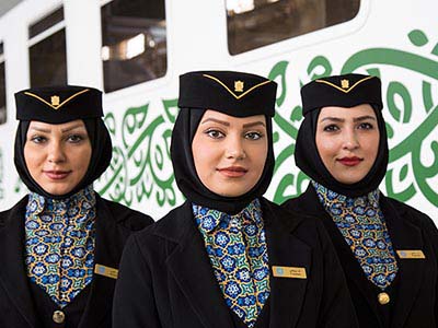 قطار فدک و مشخصات ویژه آن قطار فدک و مشخصات ویژه آن ( معرفی قطار 5 ستاره و لوکس فدک )