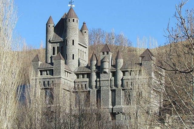 قلعه اسرار آمیز برغان قلعه اسرار آمیز برغان