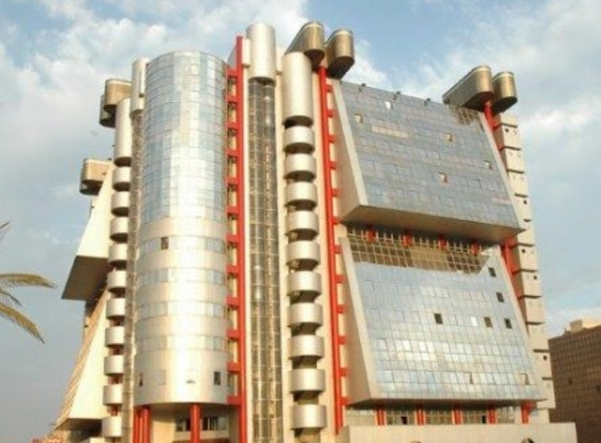 مجتمع تجاری اداری گلدیس تهران
