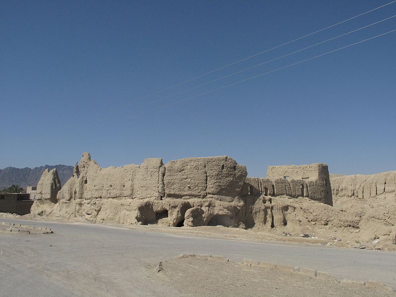 قلعه دزک سراوان