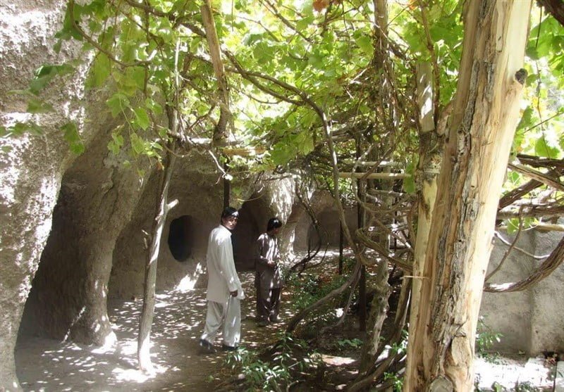 غار لادیز غار لادیز