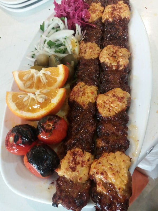 رستوران هفت چنار زنجان رستوران هفت چنار زنجان