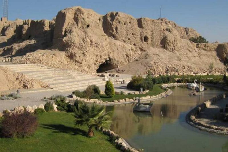 تل آتشین دارستان بم تل آتشین دارستان تل آتشین دارستان بم