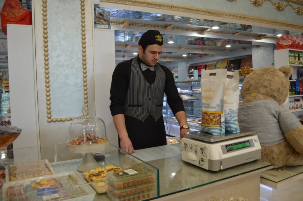 کافه درباری  کافه قنادی درباری تهران