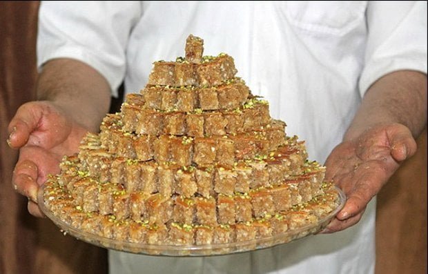 بهترین باقلوای یزد  بهترین باقلوا و قطاب یزد را از کجا بخریم؟