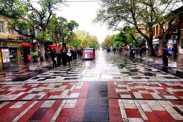خیابان بوعلی سینا همدان